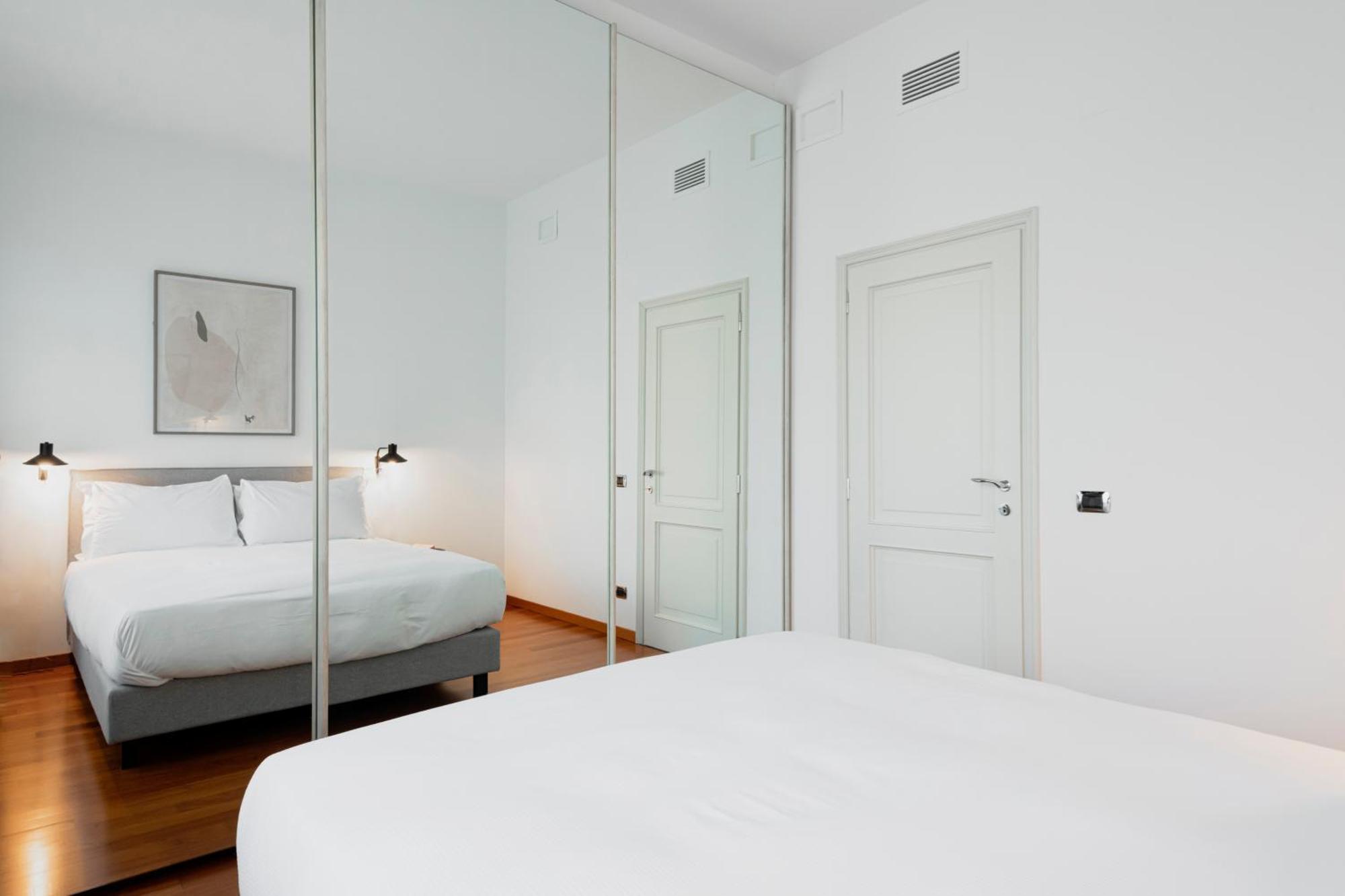 Relstay - Montenapoleone Milan Exterior photo